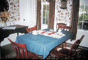 Guest Breakfast Room